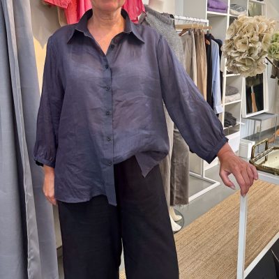 åskmolnsblå linneblus clara