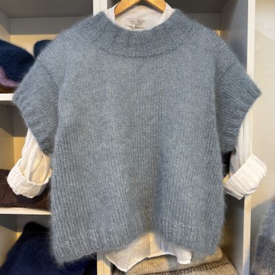 duvblå mohairtröja