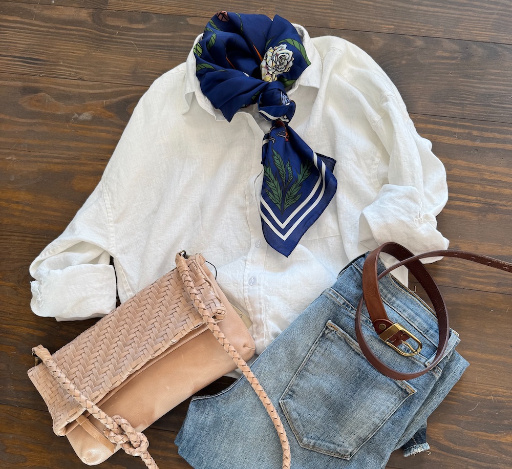 beiga byxor med veck