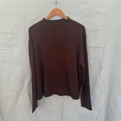 Mörkbrun turtleneck tröja, CIA