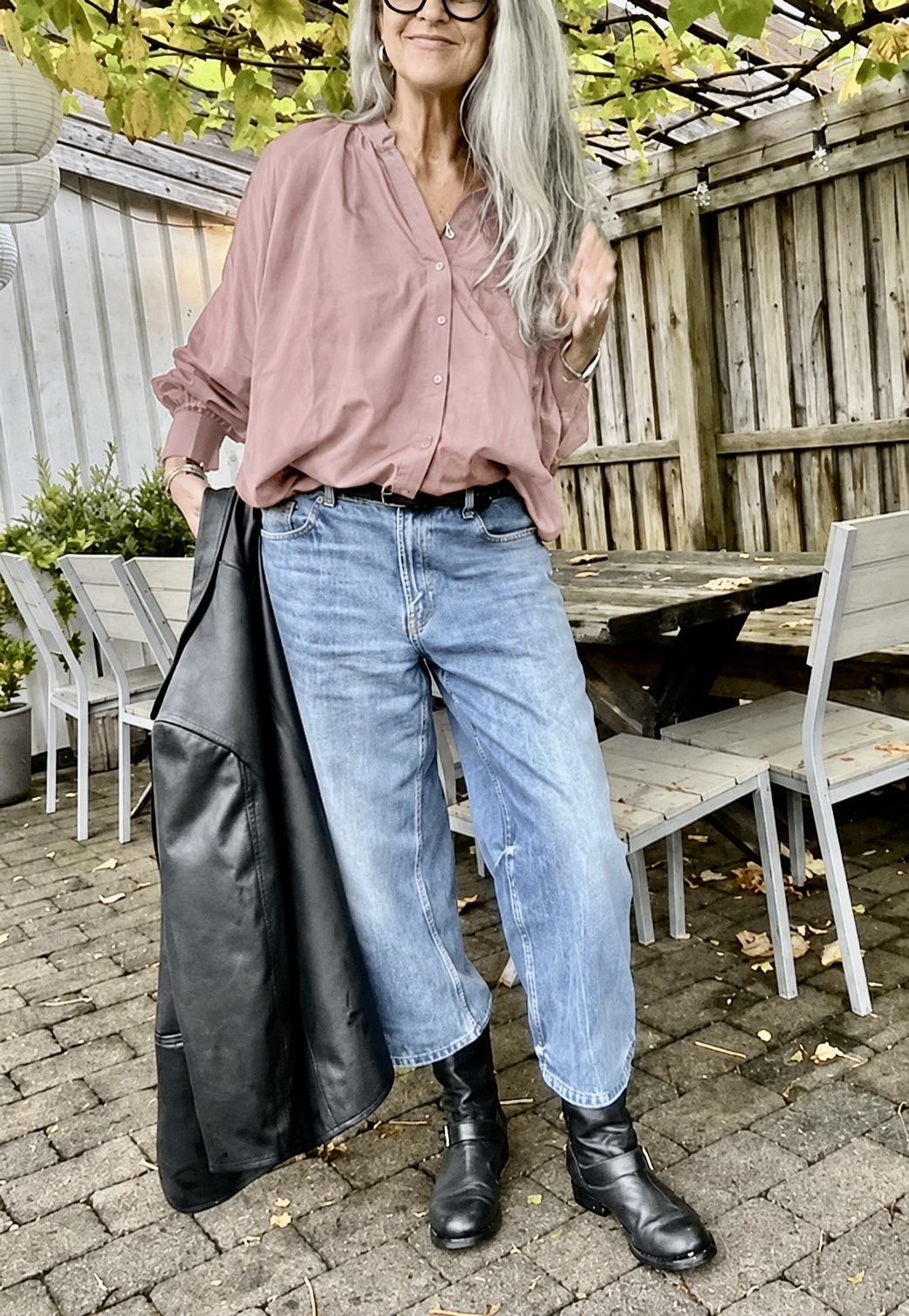 Freja, varm puderrosa bomull-sidenblus med volym - Bild 2