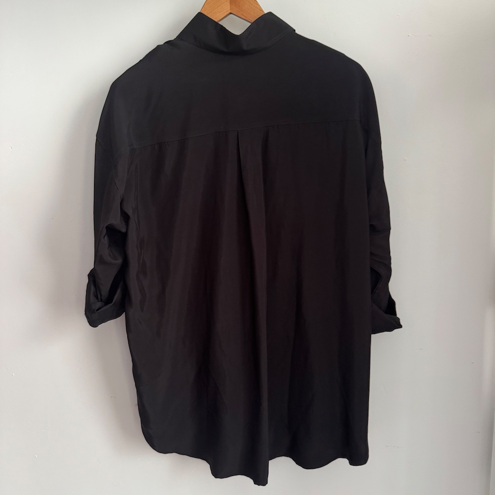 Svart oversized lyocellskjorta Emilia - Bild 5